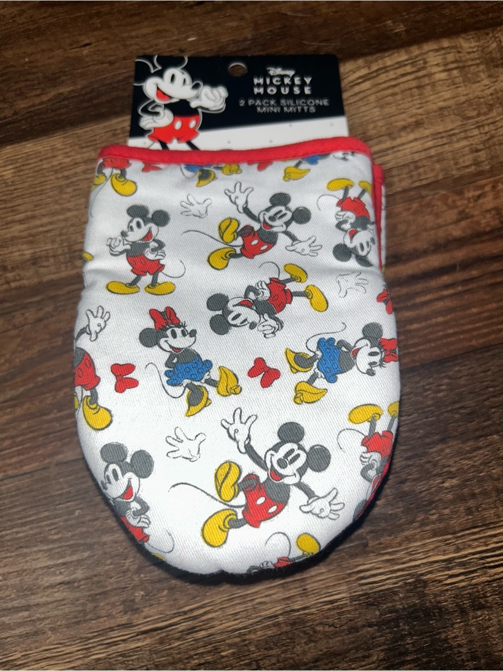 Disney Mickey and Minnie Mouse Oven Mitts